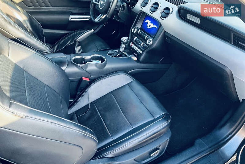 Купе Ford Mustang 2015 в Виннице