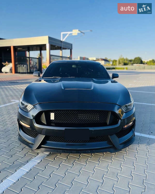 Купе Ford Mustang 2015 в Виннице