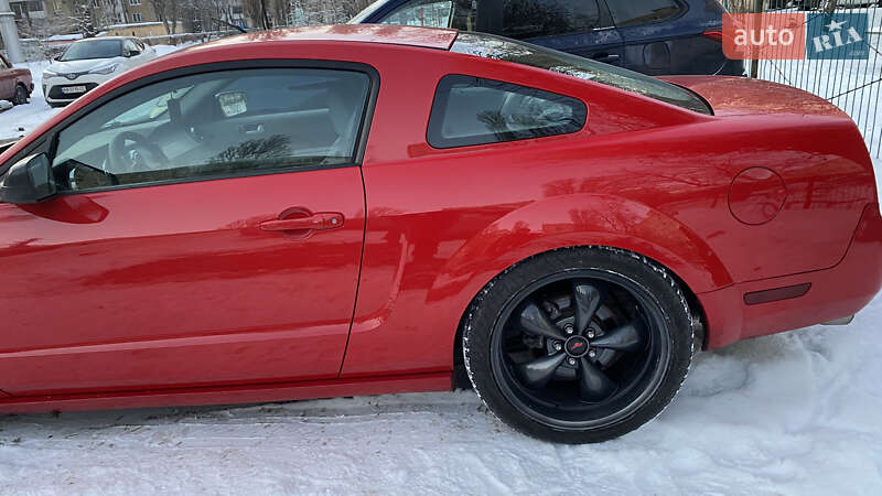 Купе Ford Mustang 2008 в Киеве