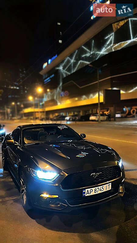 Купе Ford Mustang 2015 в Киеве фото 37 Купе Ford Mustang 2015 в Киеве