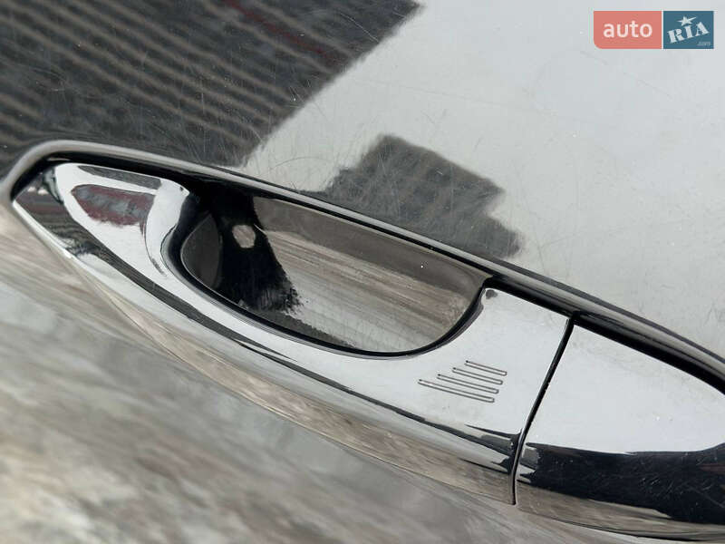 Кабриолет Ford Mustang 2015 в Киеве