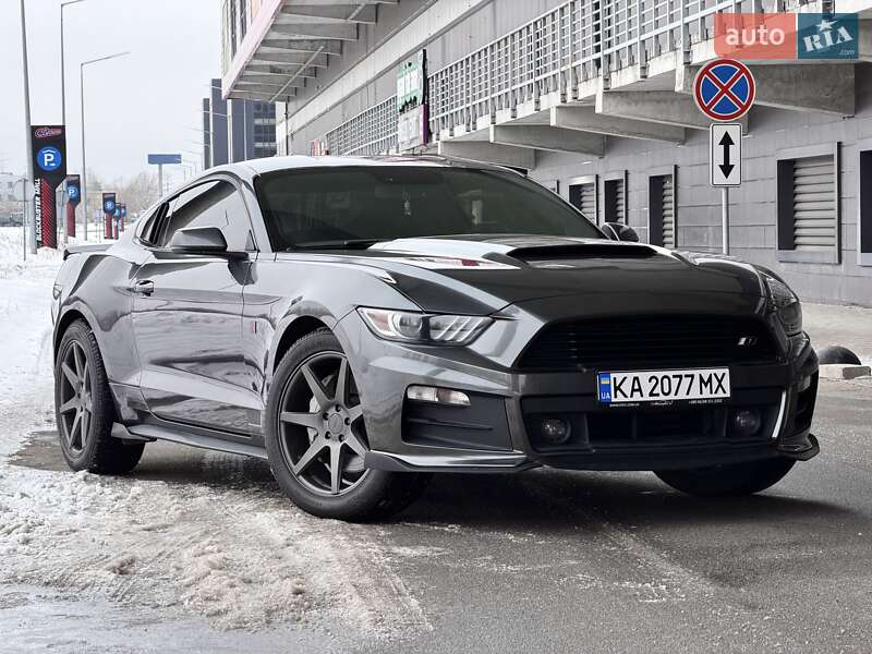 Купе Ford Mustang 2014 в Киеве фото 3 Купе Ford Mustang 2014 в Киеве