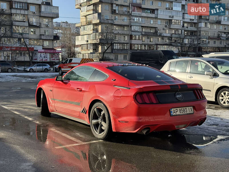 Купе Ford Mustang 2015 в Киеве