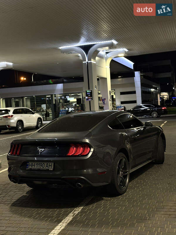 Купе Ford Mustang 2018 в Одесі