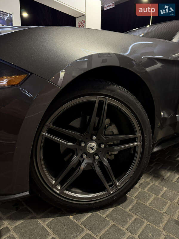 Купе Ford Mustang 2018 в Одесі