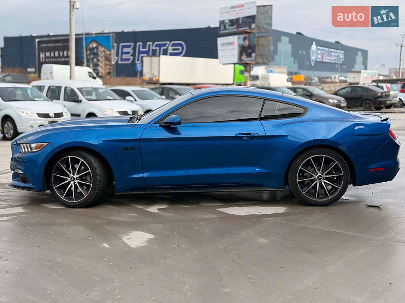 Купе Ford Mustang 2017 в Львові