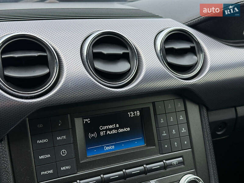 Купе Ford Mustang 2017 в Львові