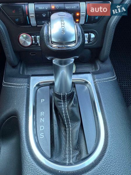 Купе Ford Mustang 2019 в Умані