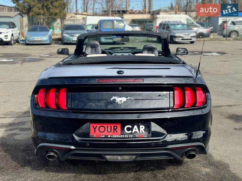 Кабриолет Ford Mustang 2019 в Киеве
