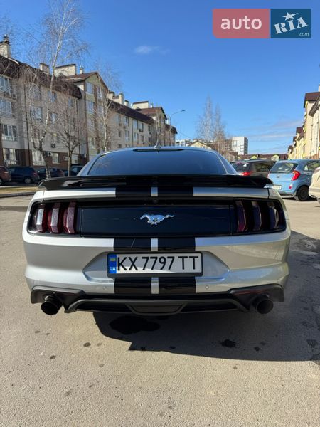 Купе Ford Mustang 2020 в Киеве