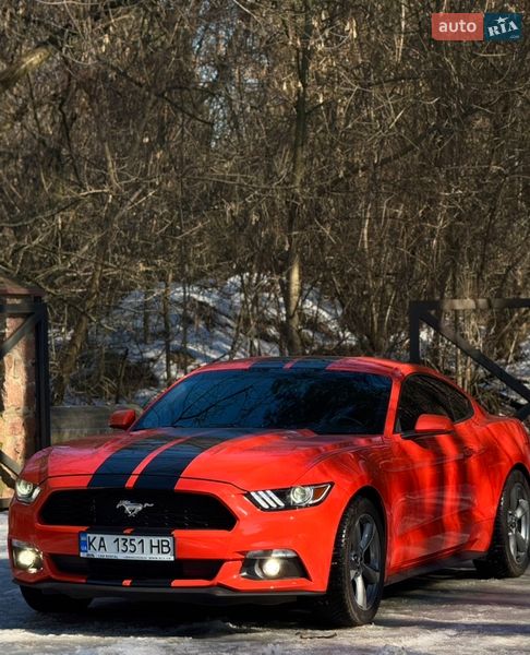 Купе Ford Mustang 2016 в Києві
