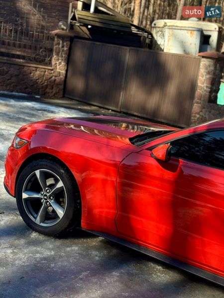 Купе Ford Mustang 2016 в Києві