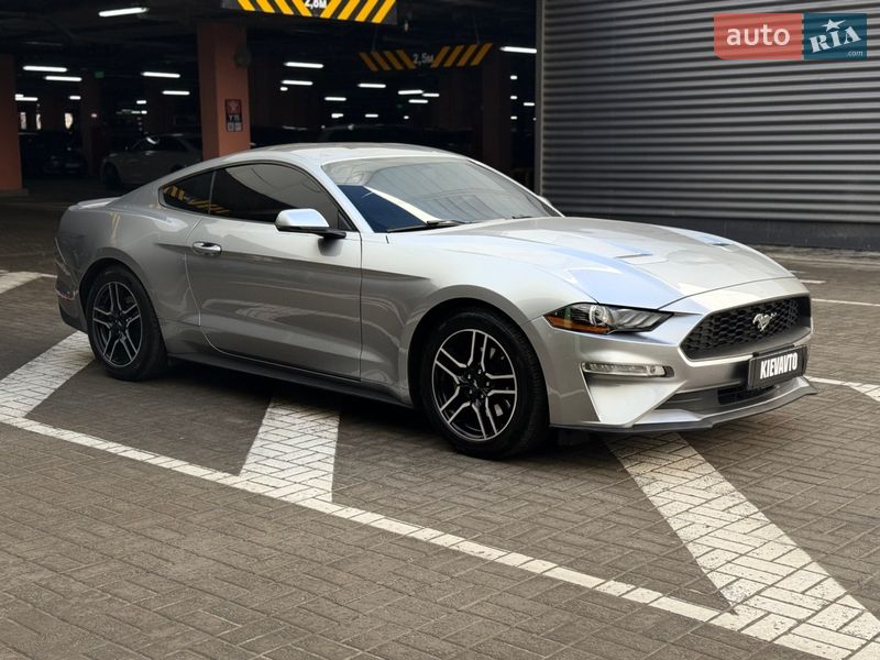 Купе Ford Mustang 2019 в Киеве