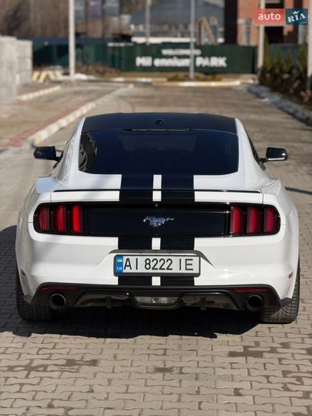 Купе Ford Mustang 2016 в Бучі