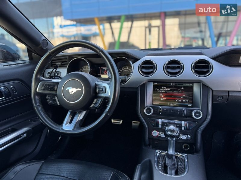 Купе Ford Mustang 2015 в Києві