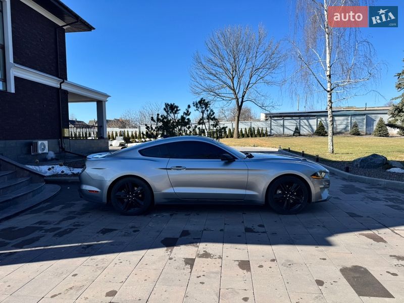 Купе Ford Mustang 2021 в Киеве