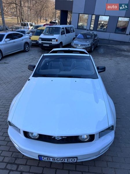 Кабриолет Ford Mustang 2008 в Киеве