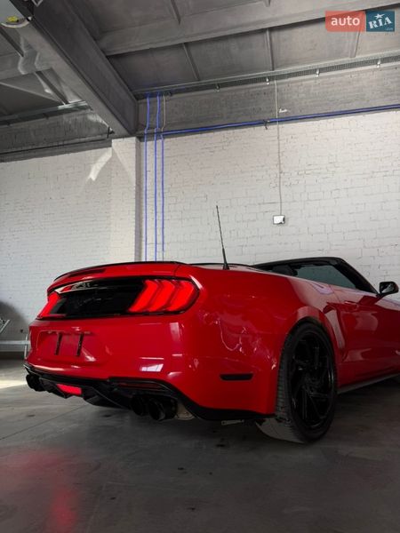 Кабриолет Ford Mustang 2019 в Черновцах