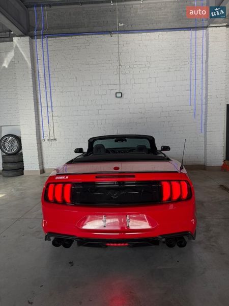 Кабриолет Ford Mustang 2019 в Черновцах