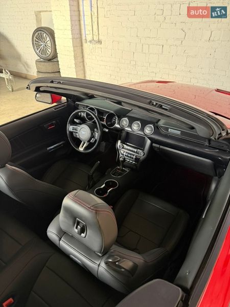 Кабриолет Ford Mustang 2019 в Черновцах