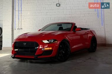 Кабріолет Ford Mustang 2019 в Чернівцях