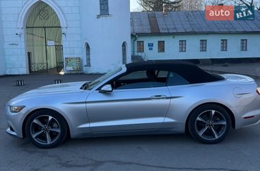 Кабріолет Ford Mustang 2015 в Корсунь-Шевченківському