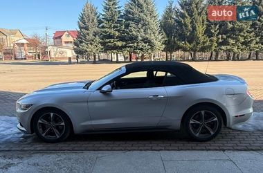 Кабриолет Ford Mustang 2015 в Корсуне-Шевченковском