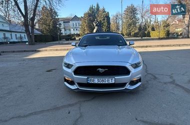 Кабриолет Ford Mustang 2015 в Корсуне-Шевченковском
