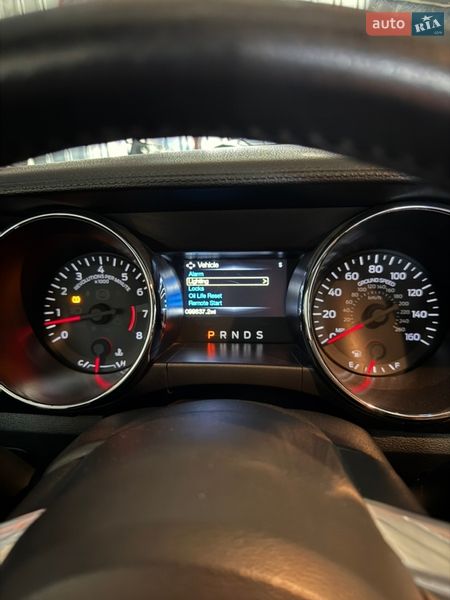Кабриолет Ford Mustang 2015 в Корсуне-Шевченковском