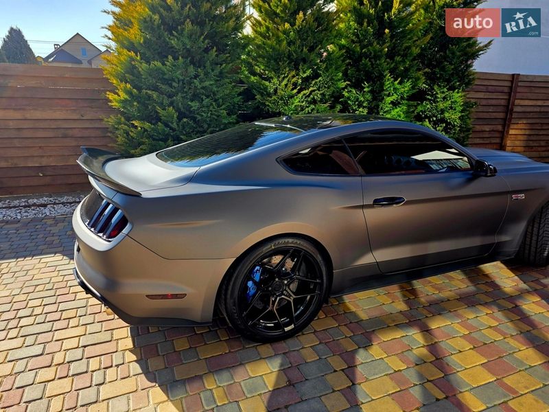 Купе Ford Mustang 2015 в Одесі