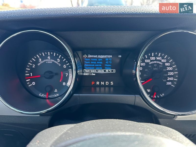 Купе Ford Mustang 2016 в Києві