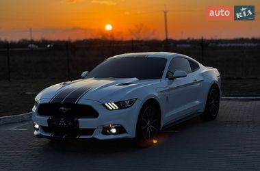 Купе Ford Mustang 2015 в Івано-Франківську