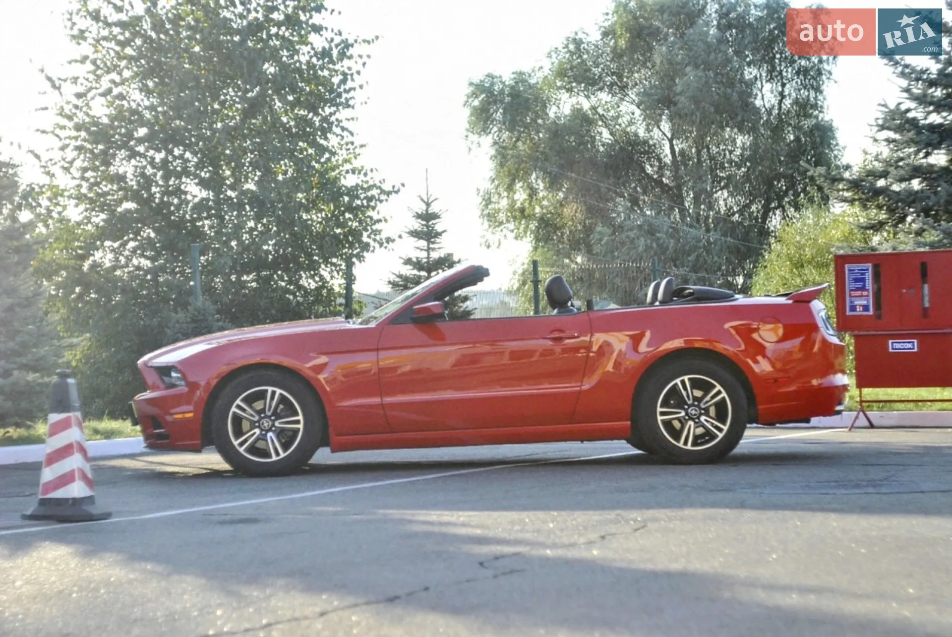 2012 Ford Mustang - фото 1