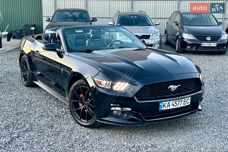 Кабріолет Ford Mustang 2015 в Мукачевому