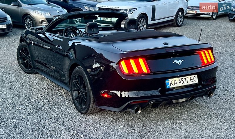 Кабріолет Ford Mustang 2015 в Мукачевому