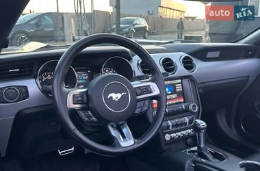 Кабріолет Ford Mustang 2015 в Мукачевому