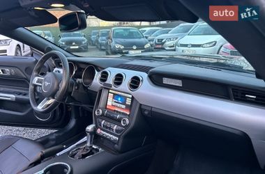 Кабріолет Ford Mustang 2015 в Мукачевому