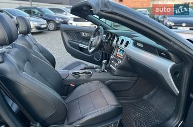 Кабріолет Ford Mustang 2015 в Мукачевому