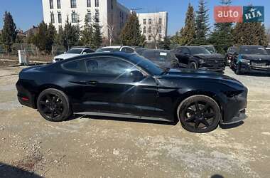 Купе Ford Mustang 2014 в Львове