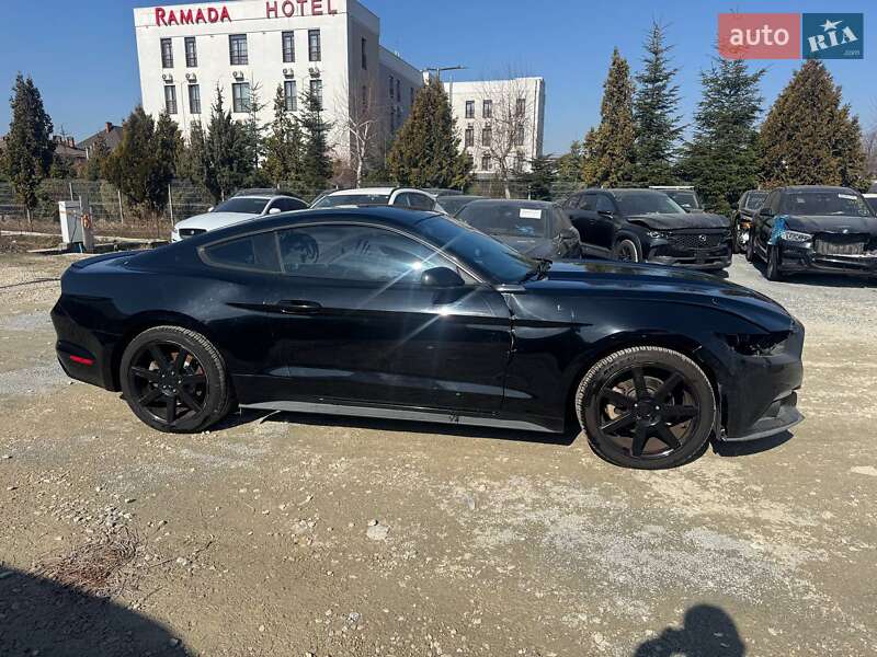 Купе Ford Mustang 2014 в Львове фото 4 Купе Ford Mustang 2014 в Львове