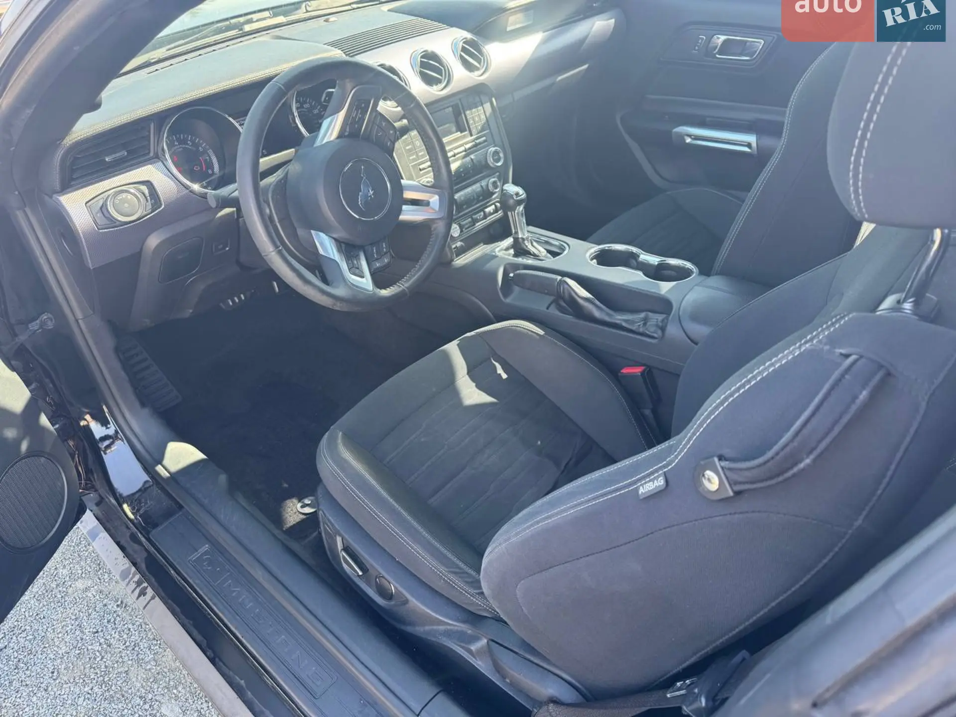 2014 Ford Mustang - мініатюра 11