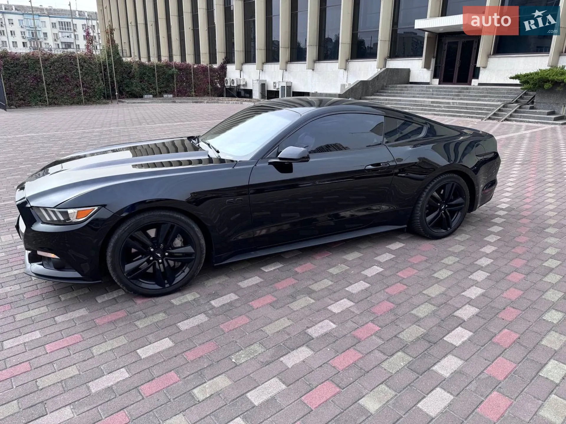 2017 Ford Mustang - мініатюра 3
