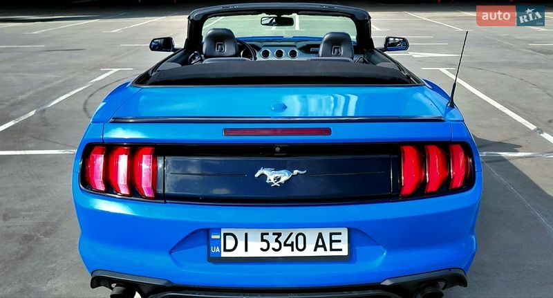 Кабриолет Ford Mustang 2018 в Киеве