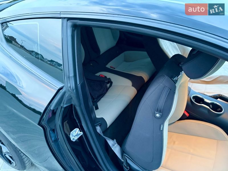 Купе Ford Mustang 2017 в Луцке фото 45 Купе Ford Mustang 2017 в Луцке