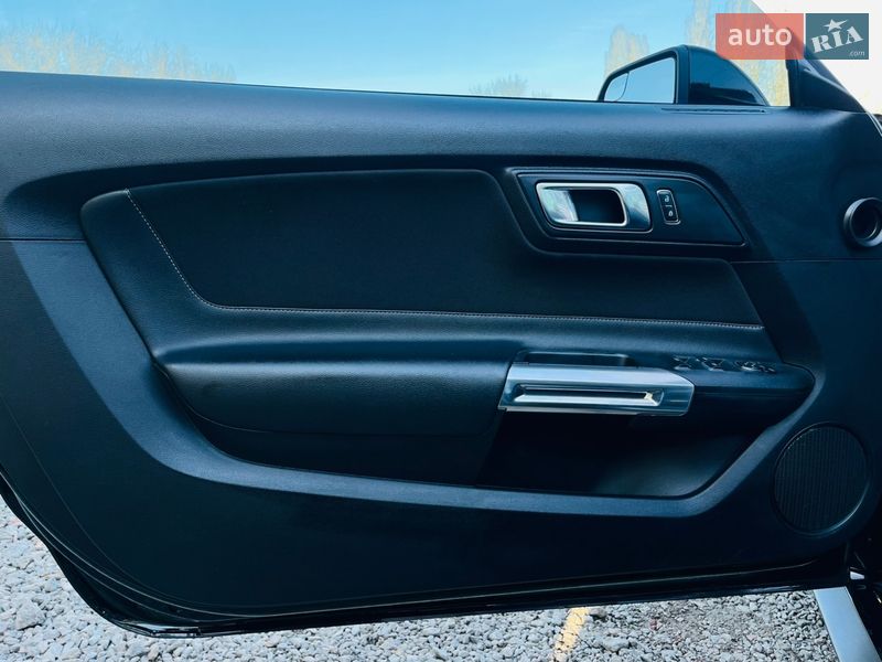 Кабриолет Ford Mustang 2018 в Харькове фото 13 Кабриолет Ford Mustang 2018 в Харькове