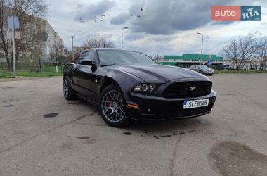 Купе Ford Mustang 2014 в Вознесенську