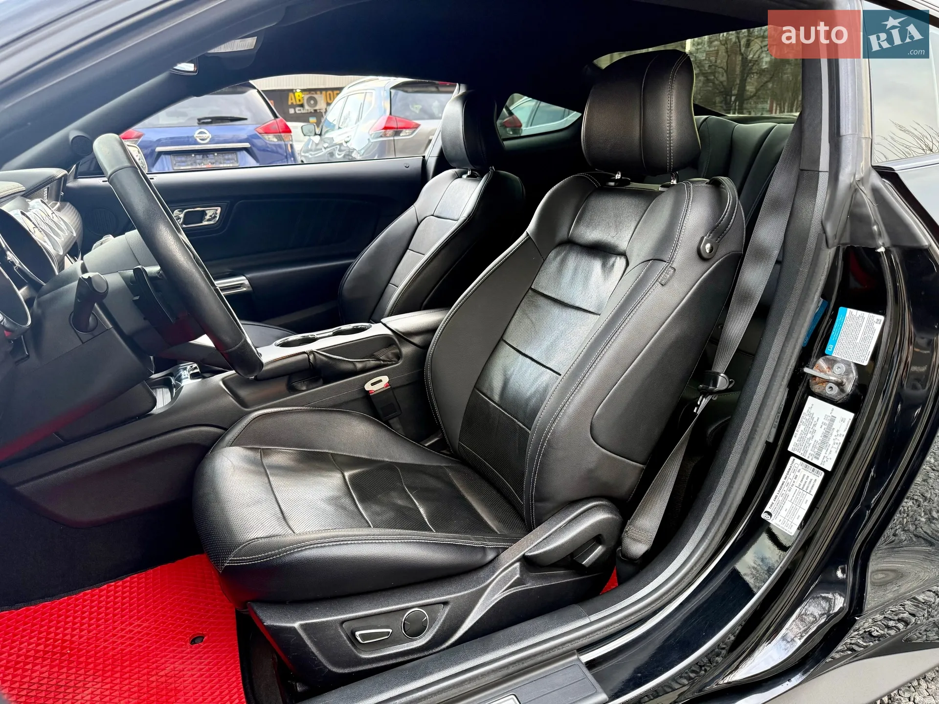 2015 Ford Mustang - мініатюра 9