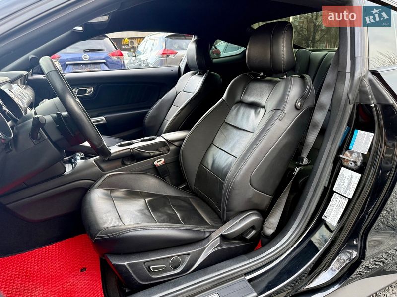 Купе Ford Mustang 2015 в Харкові