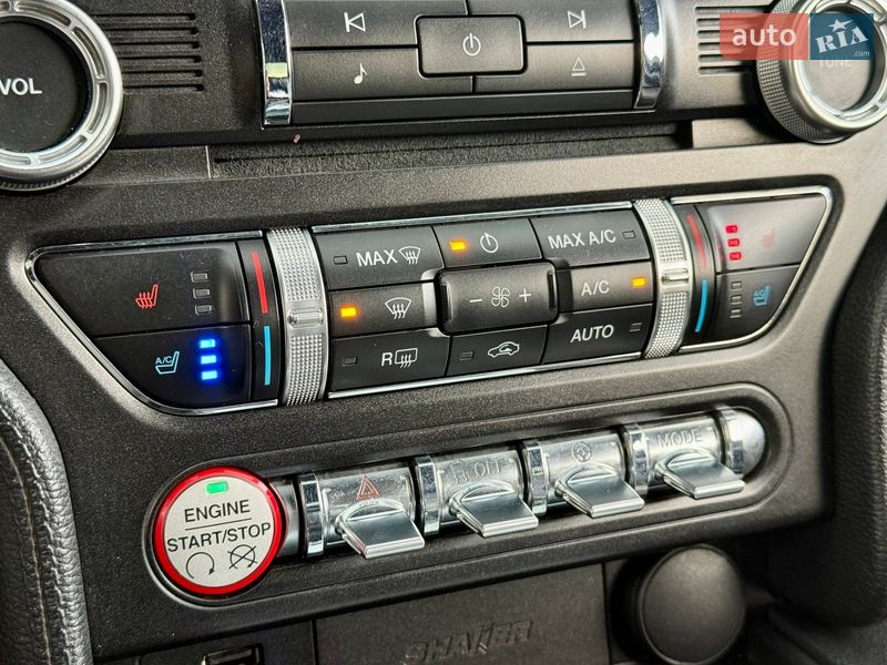 Купе Ford Mustang 2015 в Харкові
