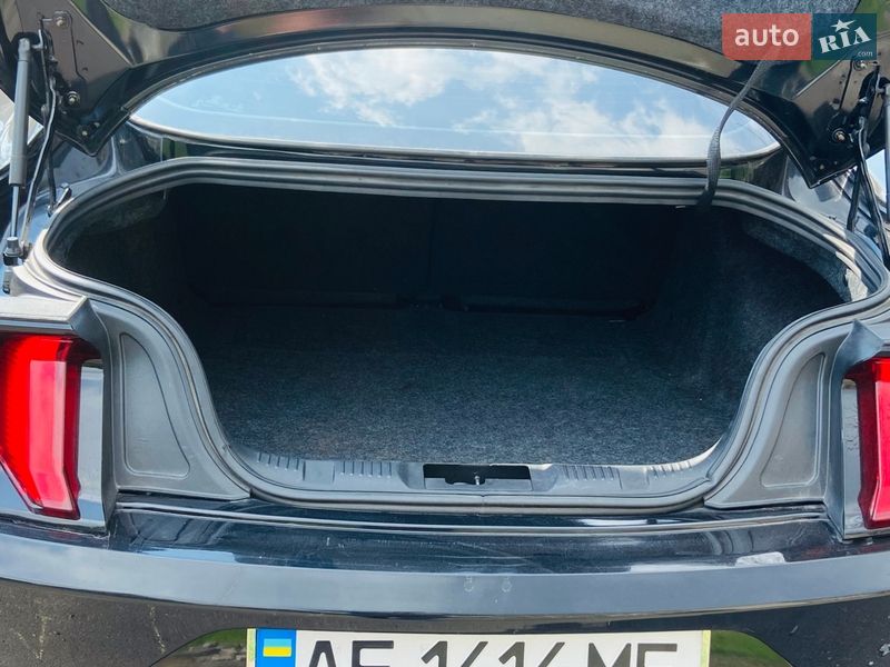 Купе Ford Mustang 2017 в Каменском